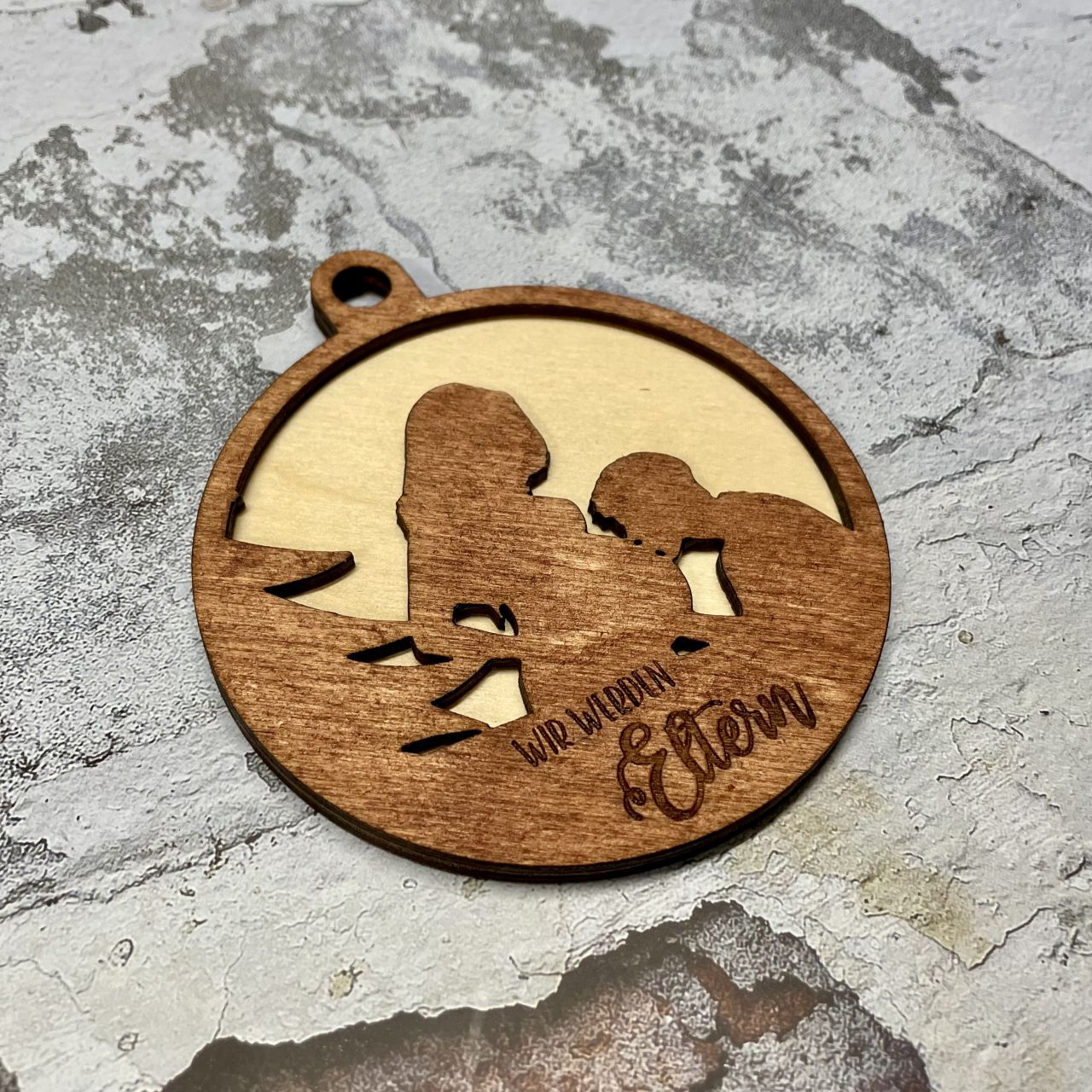 Geschenkanhänger Wir werden Eltern aus Holz | WEIHNACHTEN | GEBURT | CHRISTBAUMANHÄNGER