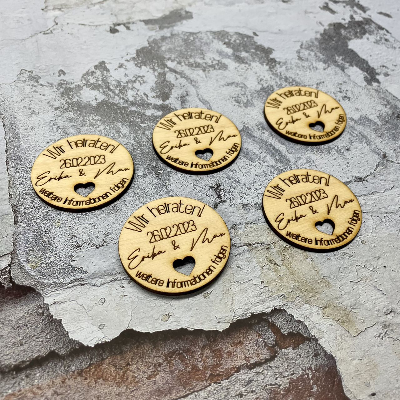 Wir heiraten Einladung Rund mit Magnet aus Holz l Wunschnamen | INDIVIDUELL | HOCHZEIT | SAVE THE DATE