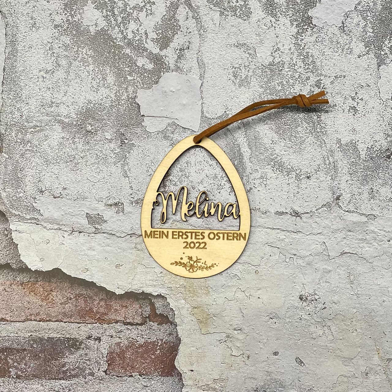 Geschenkanhänger mit Wunschnamen aus Holz | Osterkorb Namenschild | Mein erstes Ostern